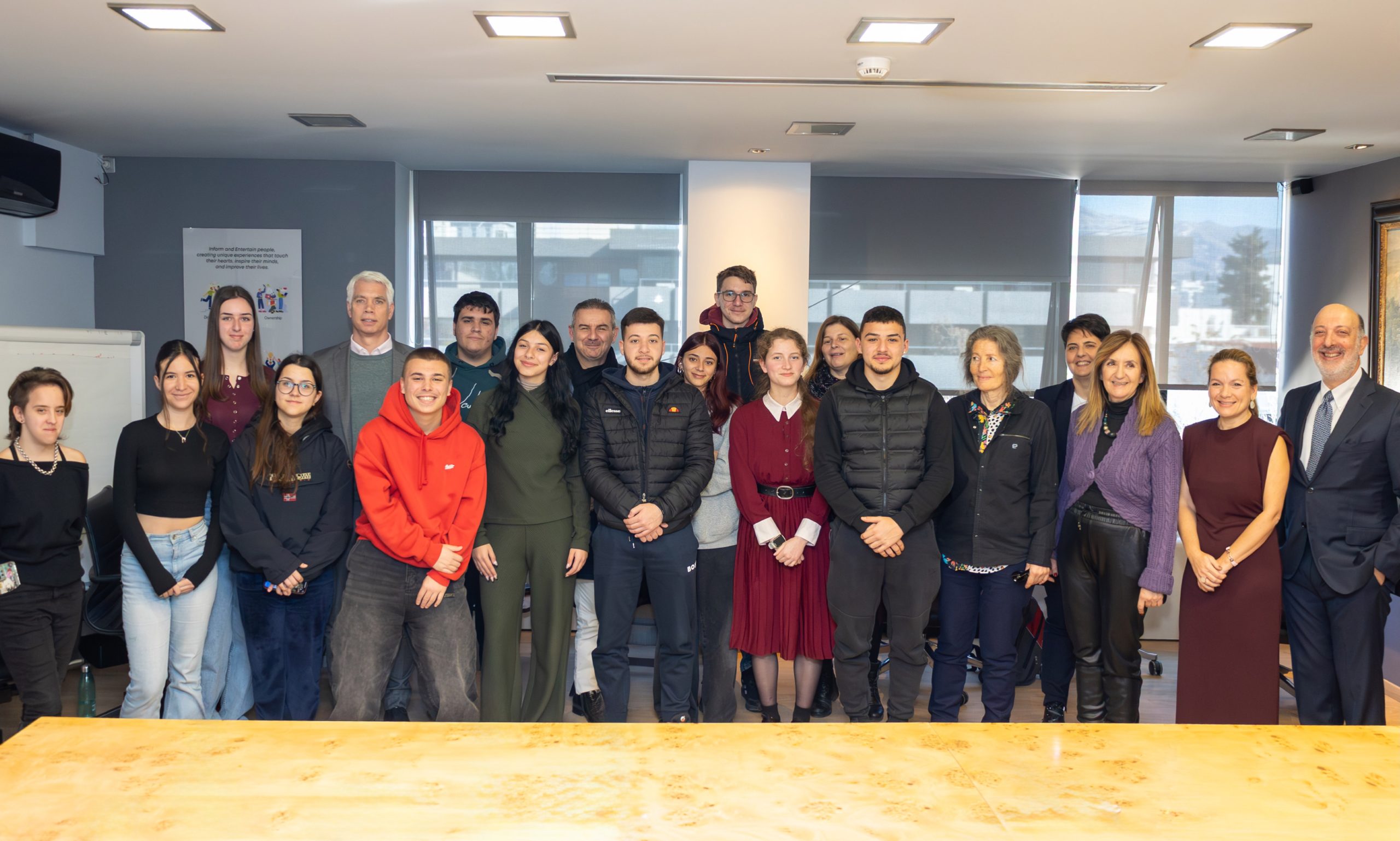 Ο Όμιλος Antenna υπέγραψε Μνημόνιο Συνεργασίας με το Junior Achievement Greece και επενδύει στη νέα γενιά