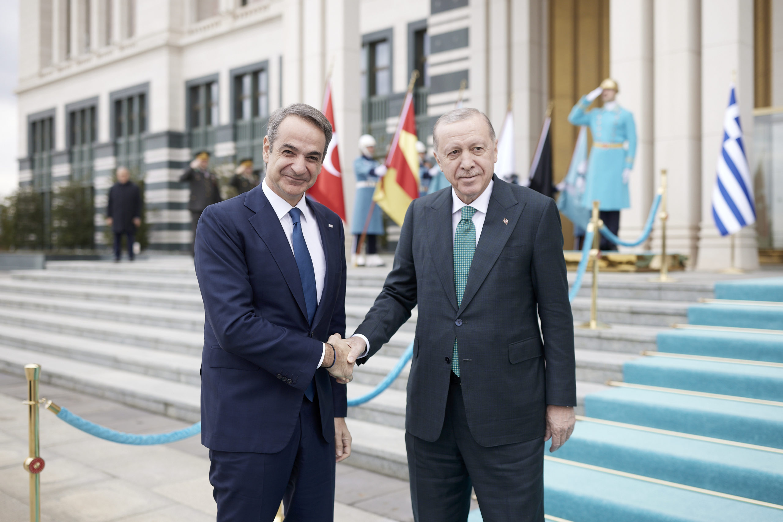 Άγκυρα: Η άφιξη του Κυριάκου Μητσοτάκη στο Λευκό Παλάτι – Ο σύντομος διάλογος με τον Ερντογάν