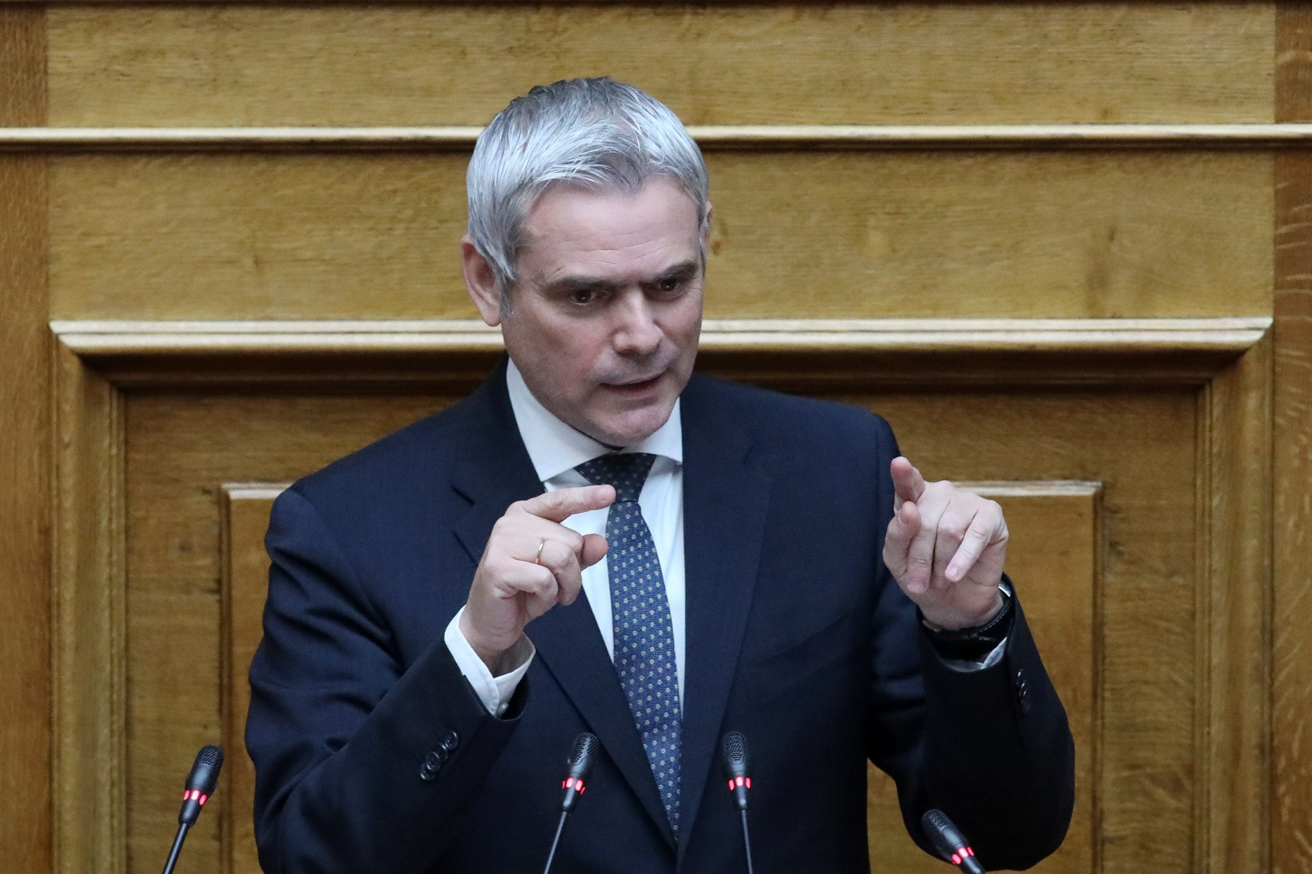 Βουλή – Καραγκούνης για ΣΣΕ: Η αντιπολίτευση απαιτεί να απορρίψουμε όσα συμφώνησαν οι κοινωνικοί εταίροι – Παράδοξη η στάση του ΠΑΣΟΚ