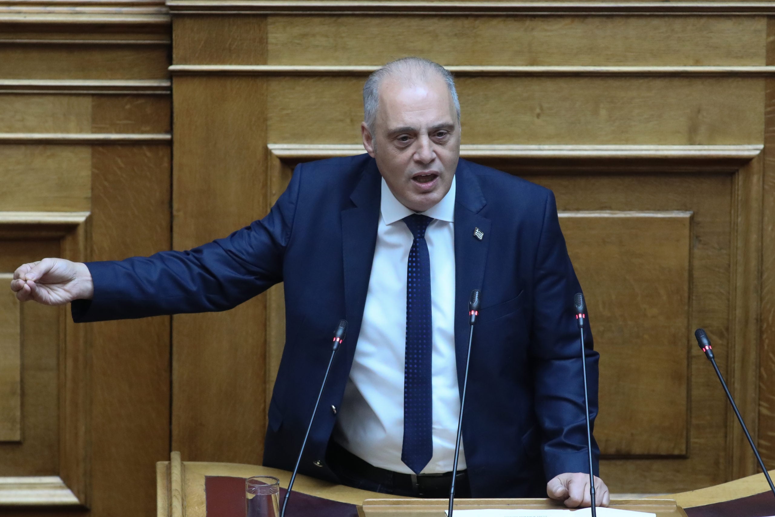 Βελόπουλος: «Είστε το σύμβολο της συγκάλυψης εγκλημάτων – Μόνο η Ελληνική Λύση μπορεί να ηγηθεί»
