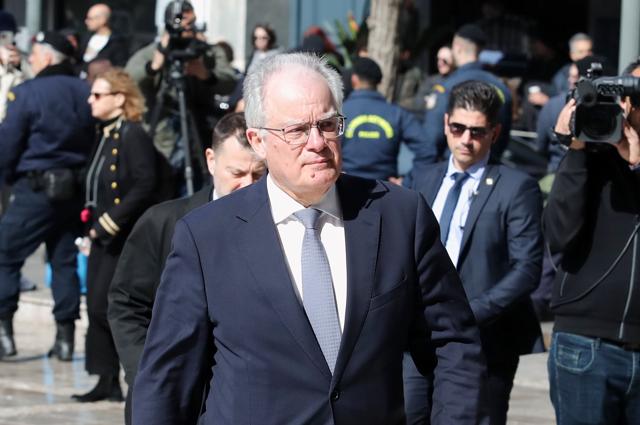 Ελένη Γλύκατζη – Αρβελέρ: Ο συγκινητικός επικήδειος του Κωνσταντίνου Τασούλα – «Η λέξη «αδύνατον» δεν υπήρχε στο λεξιλόγιό της»