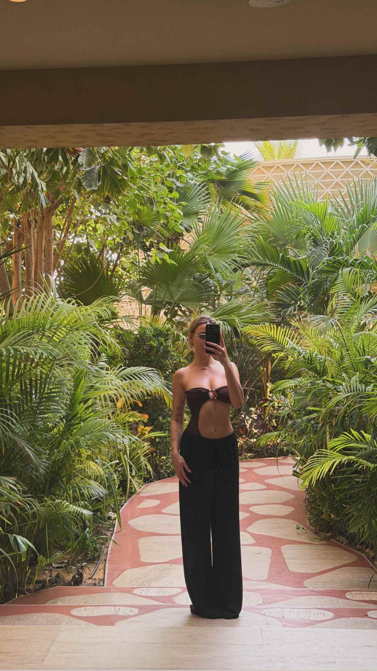 Η Γαρυφαλλιά Καληφώνη στο Ντουμπάι