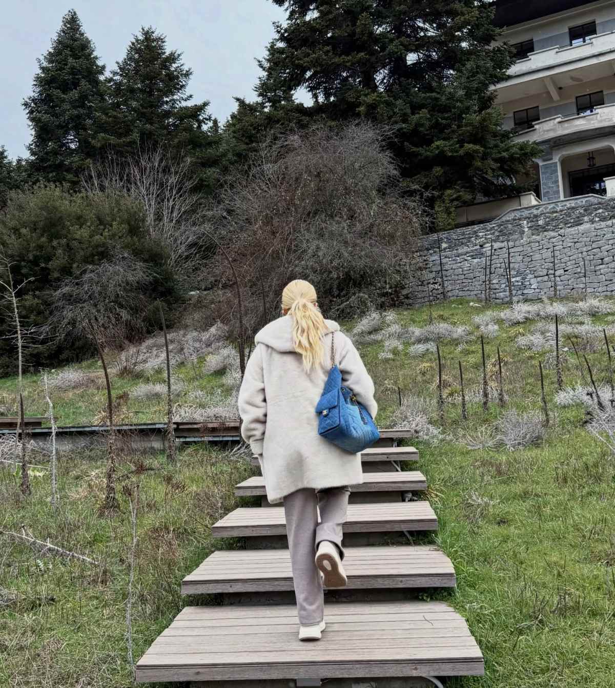 Καινούργιου – Κουτσουμπής: Ρομαντικό τριήμερο στο Μαίναλο Αρκαδίας (Φωτογραφίες)