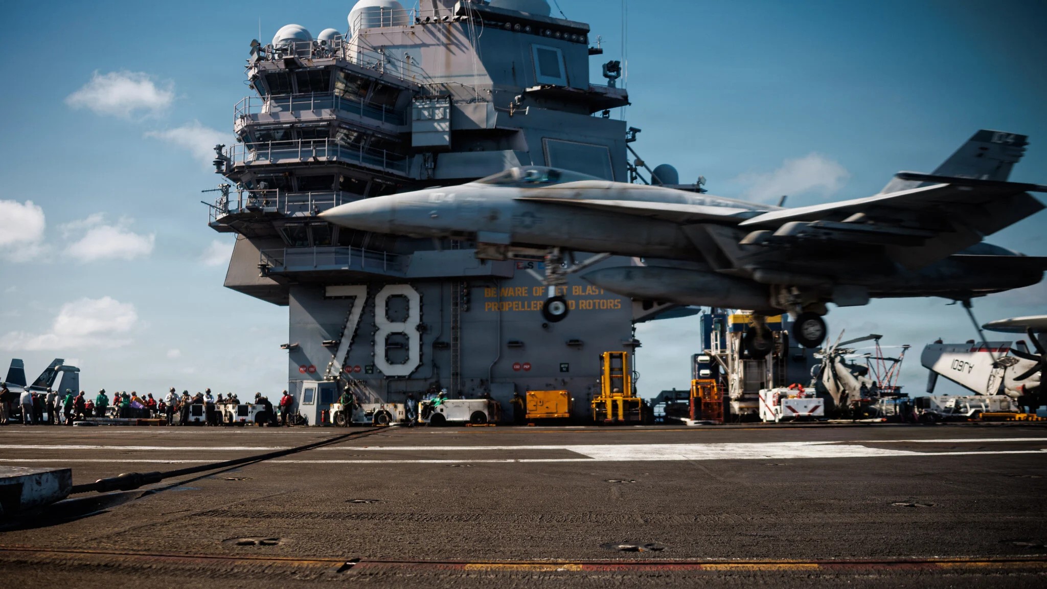 ΗΠΑ – Ιράν: Προειδοποίηση, στρατιωτική δράση και πιθανότητες «συμβολικής» συμφωνίας