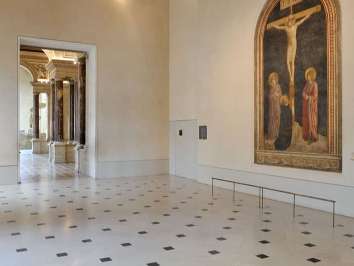 Λούβρο: Μεγάλη διαρροή νερού απειλεί σπουδαία έργα τέχνης – Ζημιές σε πίνακες του 15ου και 16ου αιώνα