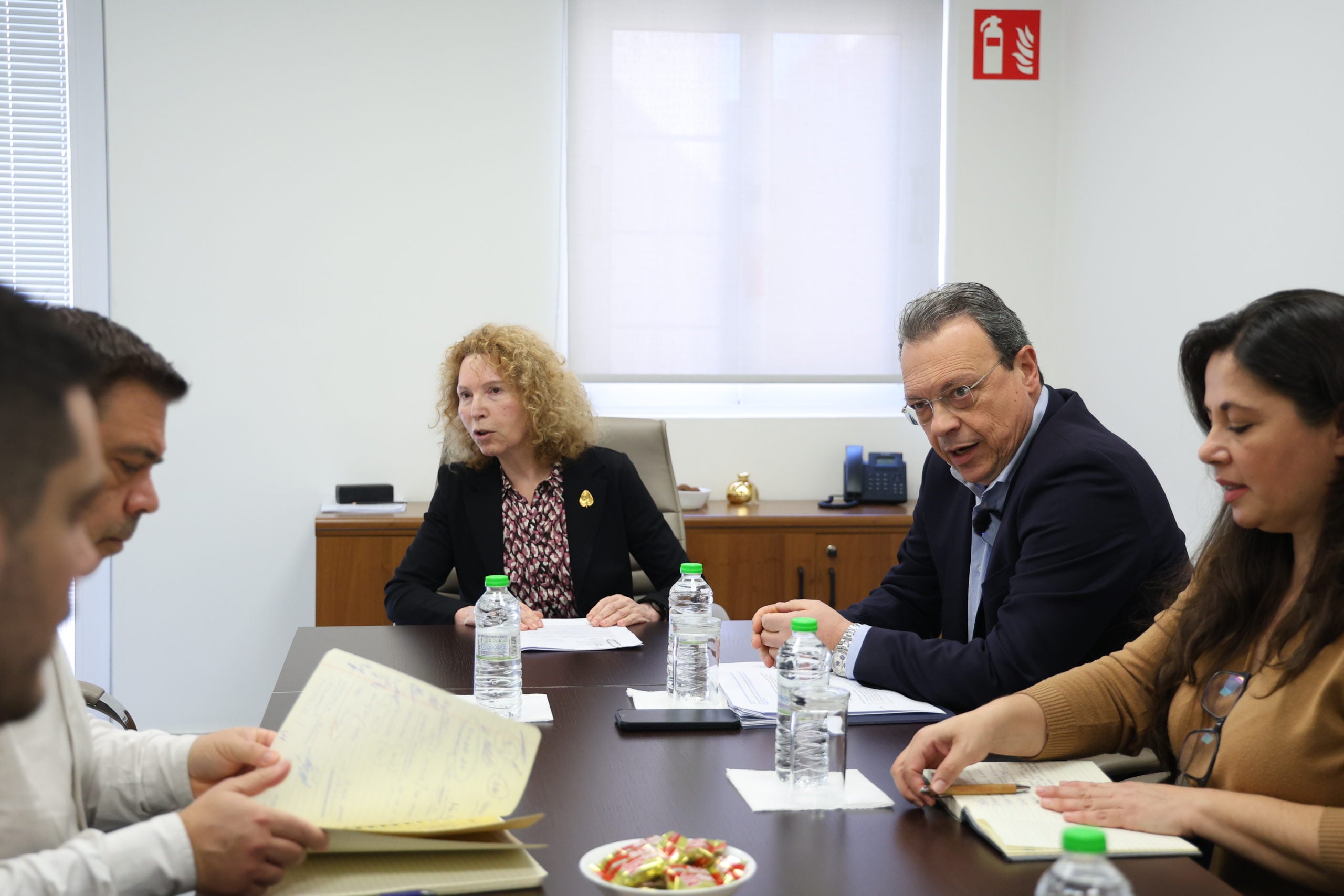 Φάμελλος στη συνάντηση με την πρόεδρο της Ενιαίας Αρχής Δημοσίων Συμβάσεων: Ο κ. Μητσοτάκης δεν εγγυάται ούτε τη διαφάνεια, ούτε τον δίκαιο ανταγωνισμό