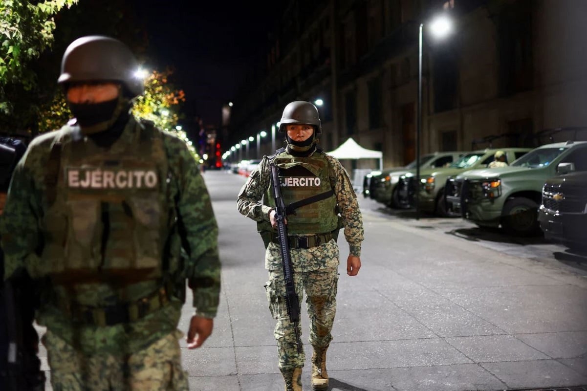 Μεξικό: Δεκάδες θύματα και ανησυχίες για νέα έκρηξη βίας μετά την εξόντωση του «Ελ Μέντσο» – Αποστολή επιπλέον 2.500 στρατιωτών