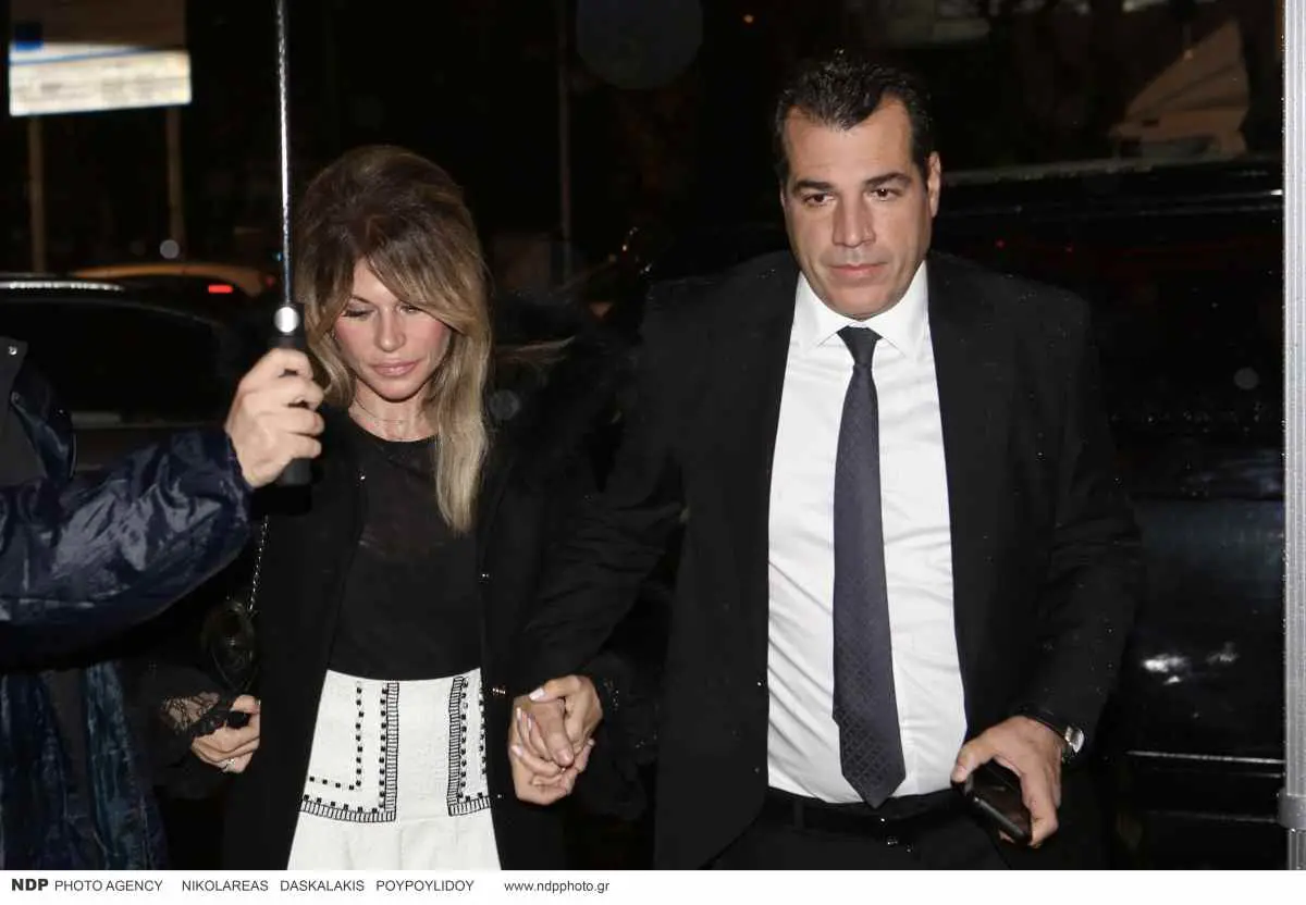 Ο Θάνος Πλεύρης με τη σύζυγό του, Λένα Παπαθεολόγου