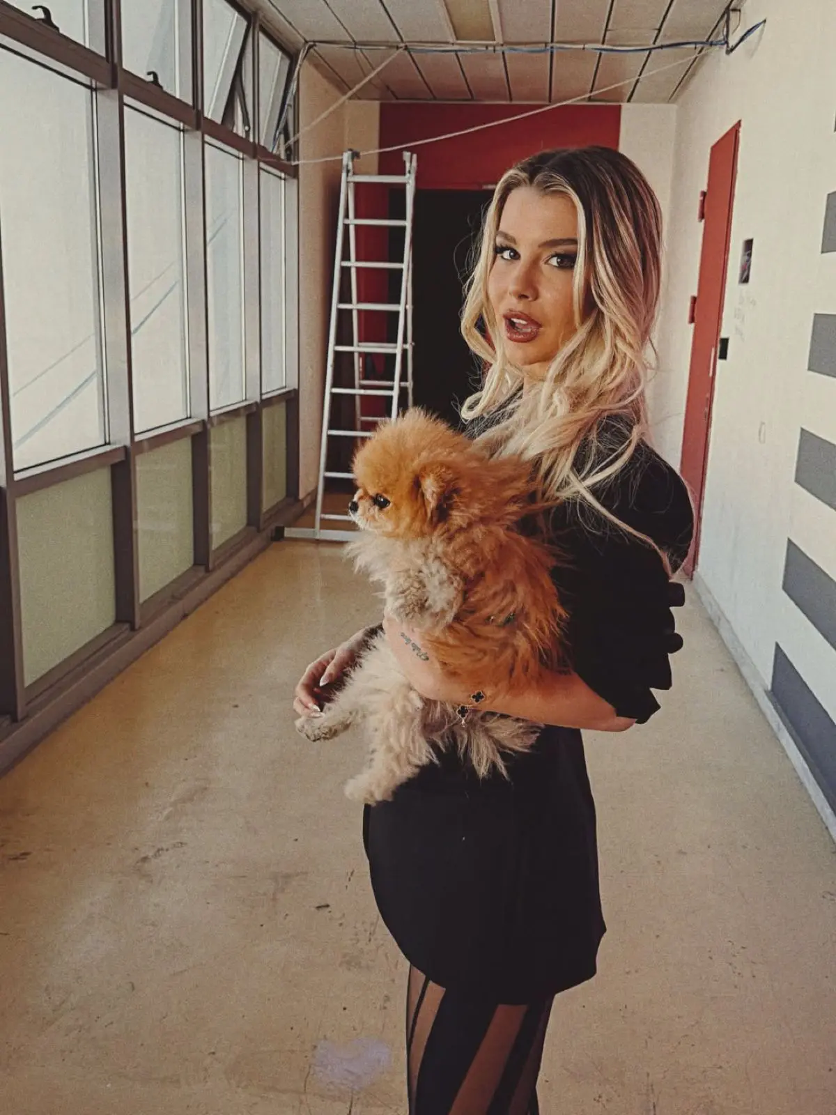 Modern Cinderella J2US