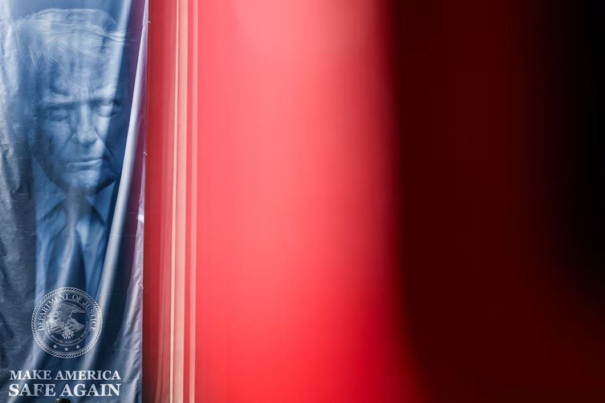 Τραμπ: «Αμερικανοί ίσως χάσουν τη ζωή τους» – Τα «μεγάλα ρίσκα και η σημαντική ανταμοιβή» από την επίθεση στο Ιράν