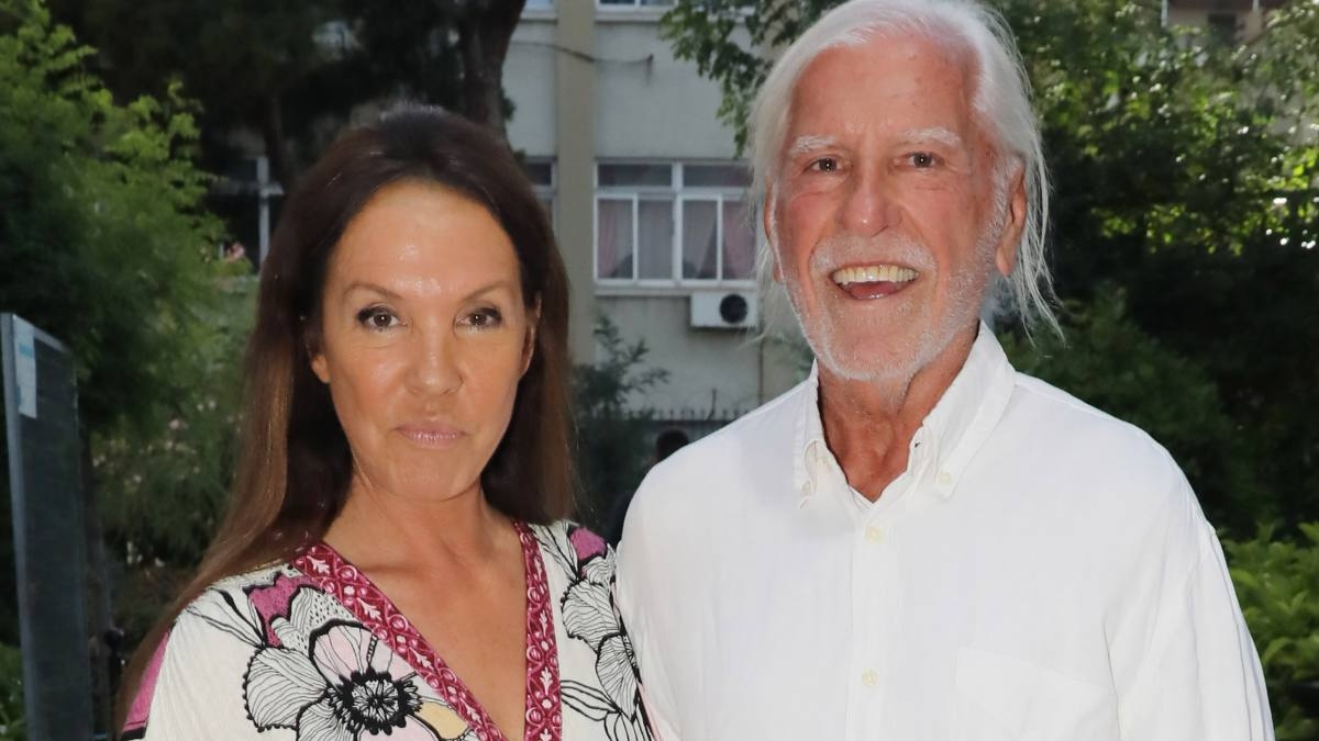 Home 57 Απεβίωσε ο Λάκης Ραπτάκης – Ο παθιασμένος δεσμός με την Βάνα Μπάρμπα