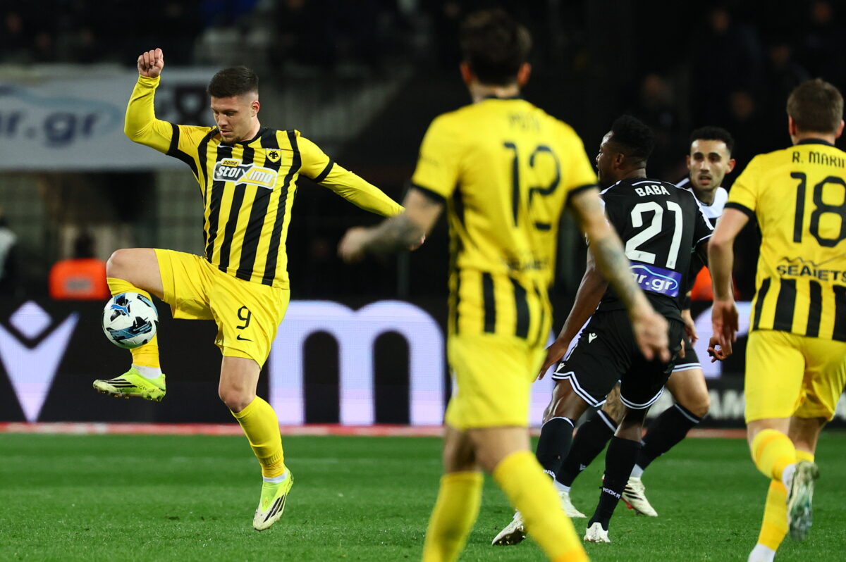 Super League: Η ΑΕΚ που διατήρησε την πρωτιά «ξεπερνώντας» τα ντέρμπι και ο Παναθηναϊκός που απογοήτευσε πάλι