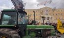 Αγρότες: Στο Σύνταγμα τα τρακτέρ για το συλλαλητήριο - Θερμή υποδοχή από συνδικάτα και οργανώσεις - ΦΩΤΟ