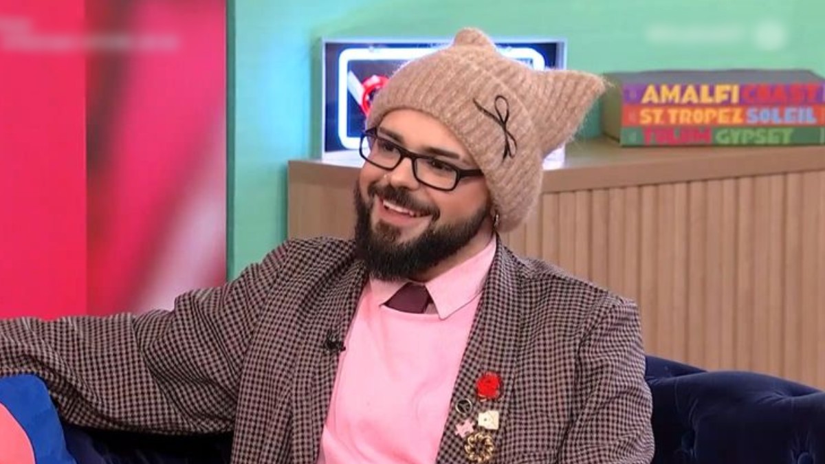 Akylas: Η αλήθεια για το διαζύγιο των γονιών του και η σπάνια αναφορά στον πατέρα του