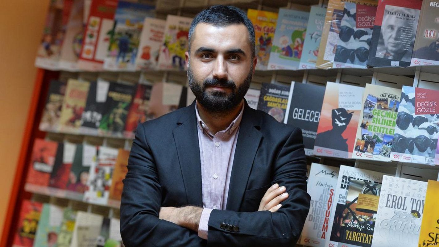 Τουρκία: Σύλληψη δημοσιογράφου της DW για «ψευδείς ειδήσεις» και «προσβολή» του Ερντογάν
