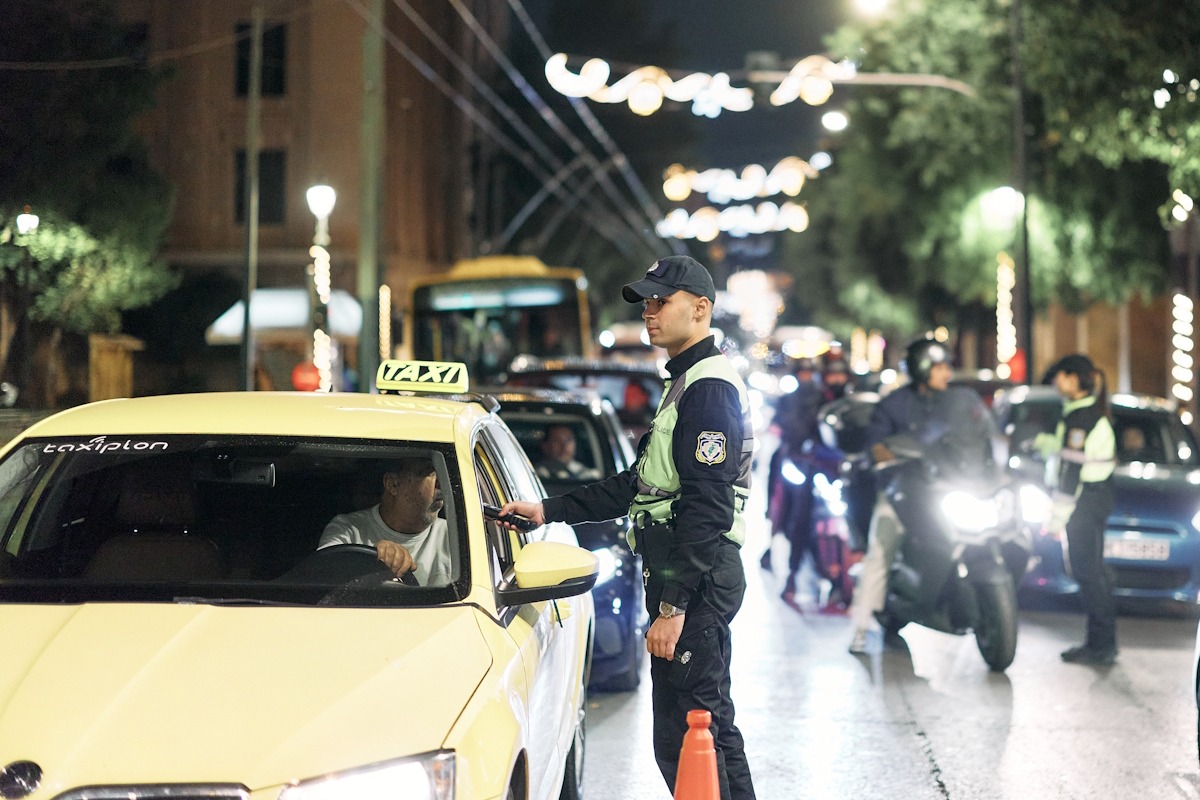«Τσιλιαδόροι» μπαίνουν στη θέση μεθυσμένων οδηγών και περνούν τα αλκοτέστ στα μπλόκα