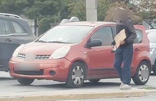 "Μετέφεραν Ρουμάνους στην Ελλάδα και τους εξανάγκαζαν να επαιτούν στα φανάρια: Αποκαλυπτικά στοιχεία για τη δράση της συμμορίας"