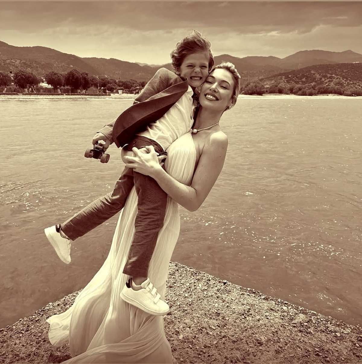 Η ανάρτηση της Μικαέλας Φωτιάδη