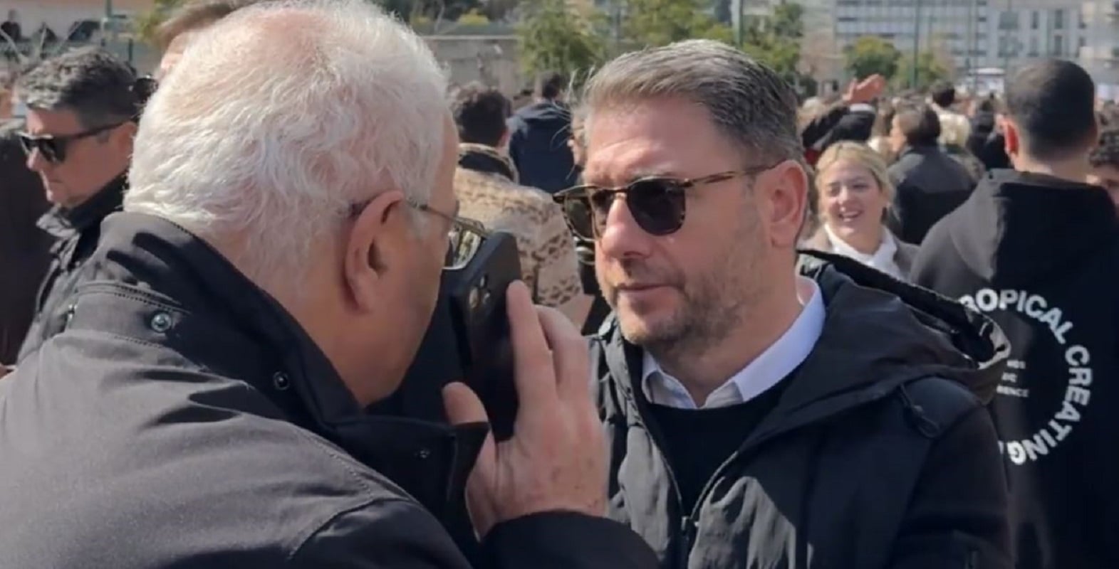 Τέμπη: Ο Νίκος Ανδρουλάκης παρευρέθηκε στη συγκέντρωση στο Σύνταγμα