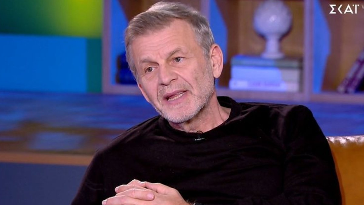 Απόστολος Γκλέτσος: «Ίσως να χρειάστηκε να σταματήσω ερωτική σκηνή λόγω στύσης»