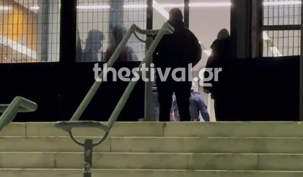 Home 75 ΑΠΘ: Πάνω από 40 συλλήψεις σε νέα επιχείρηση της αστυνομίας – Βίντεο