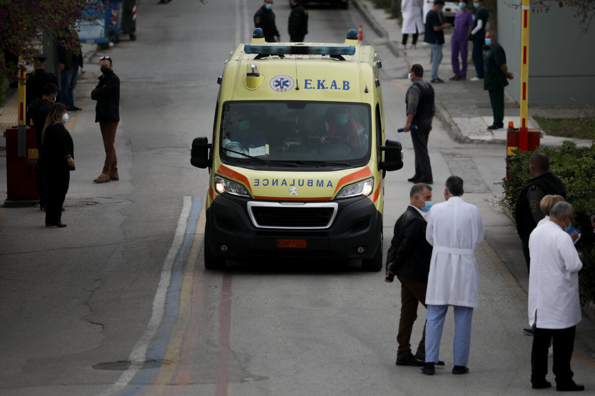 Ελληνικό: Θανατηφόρο τροχαίο με θύμα 69χρονο – Παρασύρθηκε από 19χρονο οδηγό