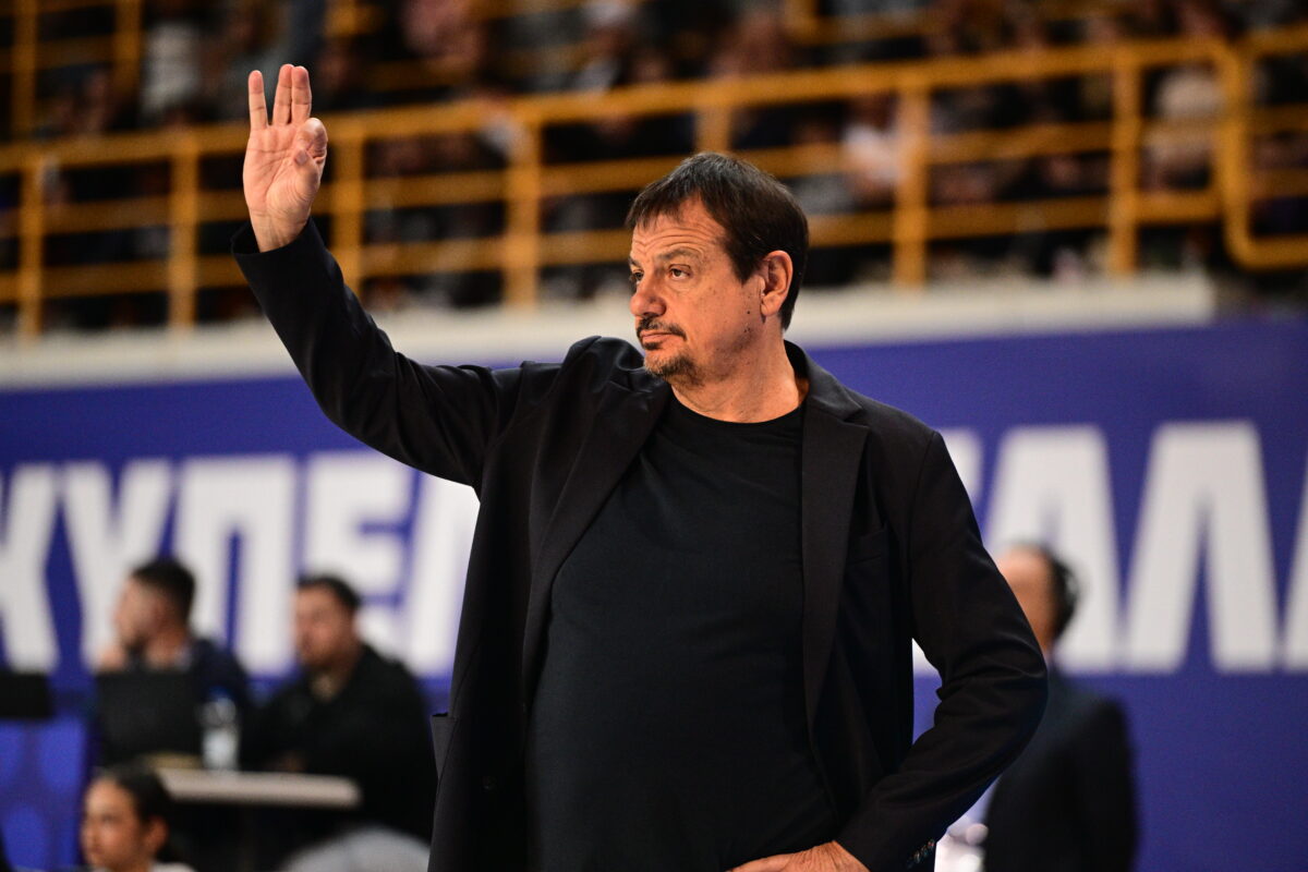 Αταμάν για την απουσία του Μιλουτίνοφ: Η ζωή δεν γίνεται ποτέ πιο απλή όταν παίζεις με τον Ολυμπιακό