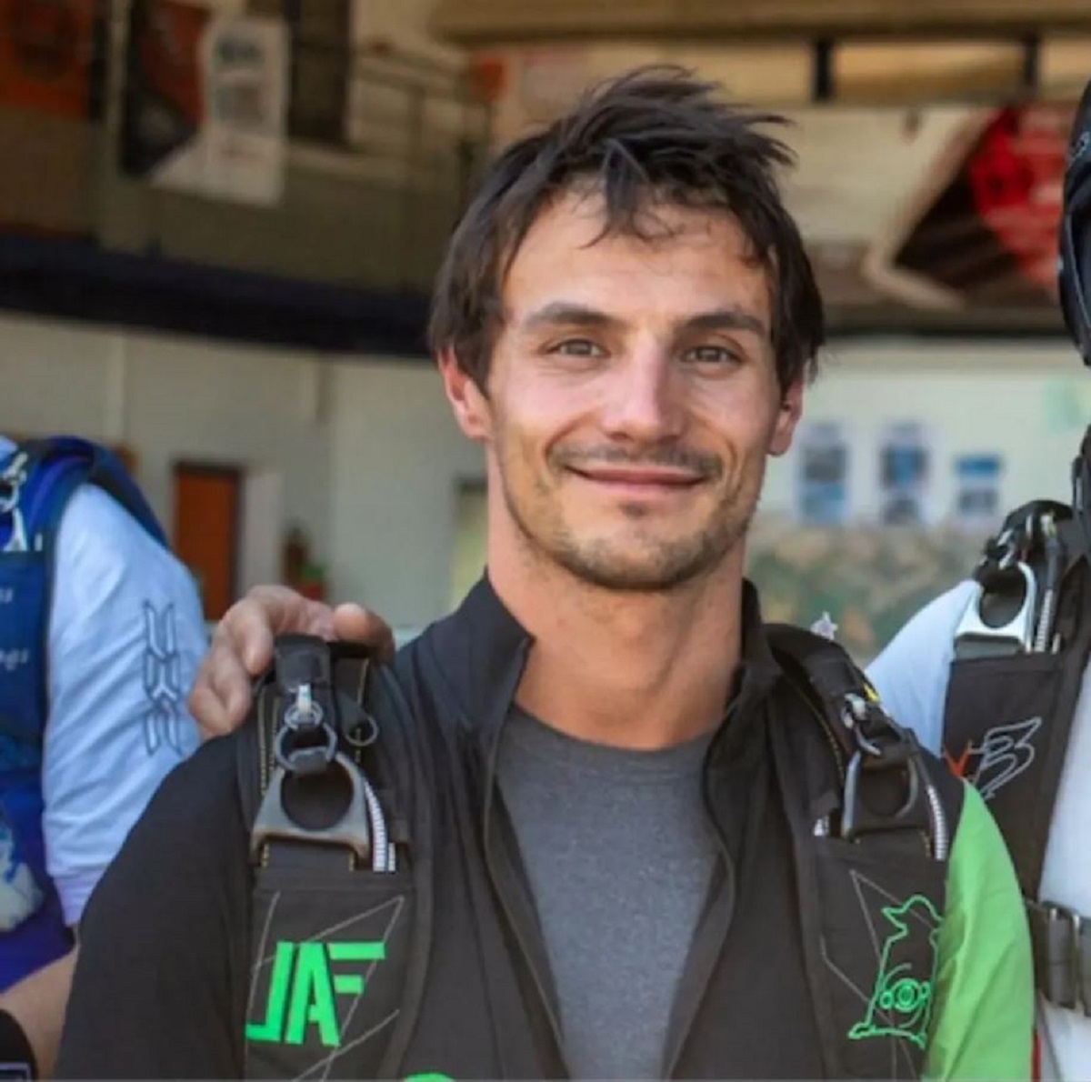 Θάνατος 37χρονου παγκόσμιου πρωταθλητή wingsuit – Απέτυχε το αλεξίπτωτο σε άλμα πάνω από το Μον Μπλαν