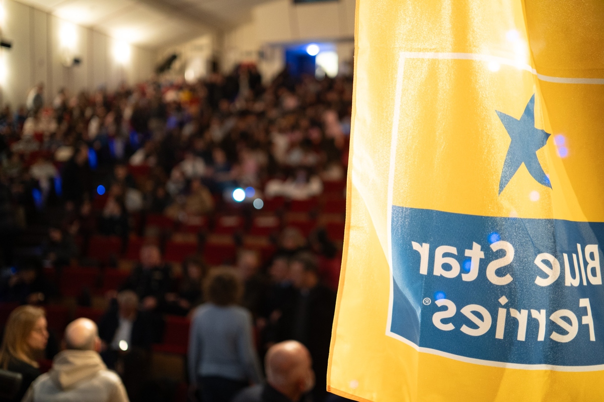 Η Blue Star Ferries στη Μυτιλήνη: Διήμερο εκπαιδευτικό πρόγραμμα για την καταπολέμηση του Cyber Bullying και της νεανικής βίας 3 Η Blue Star Ferries στη Μυτιλήνη: Διήμερο εκπαιδευτικό πρόγραμμα για την καταπολέμηση του Cyber Bullying και της νεανικής βίας