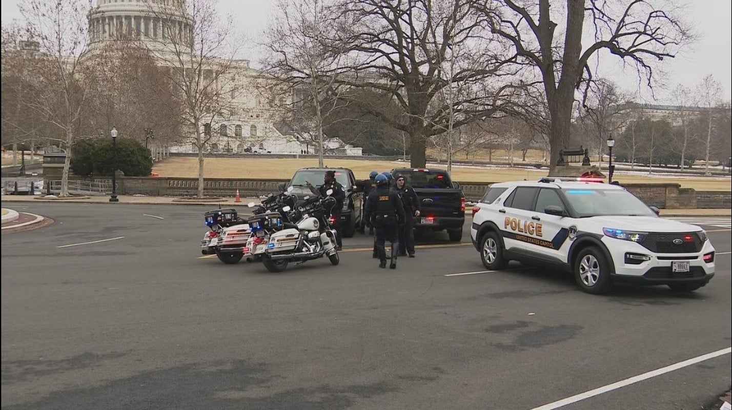 Πανικός στην Ουάσιγκτον: Σύλληψη 18χρονου με καραμπίνα και αλεξίσφαιρο γιλέκο κοντά στο Καπιτώλιο