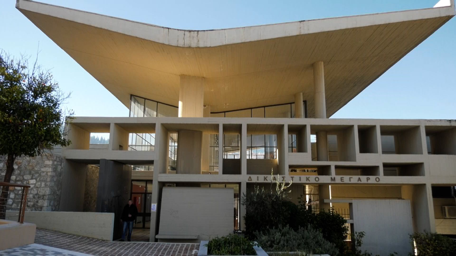 Δεν αποδέχονται την κατηγορία οι ανήλικοι φερόμενοι δράστες βιασμού, ανήλικης στον Ορχομενό.