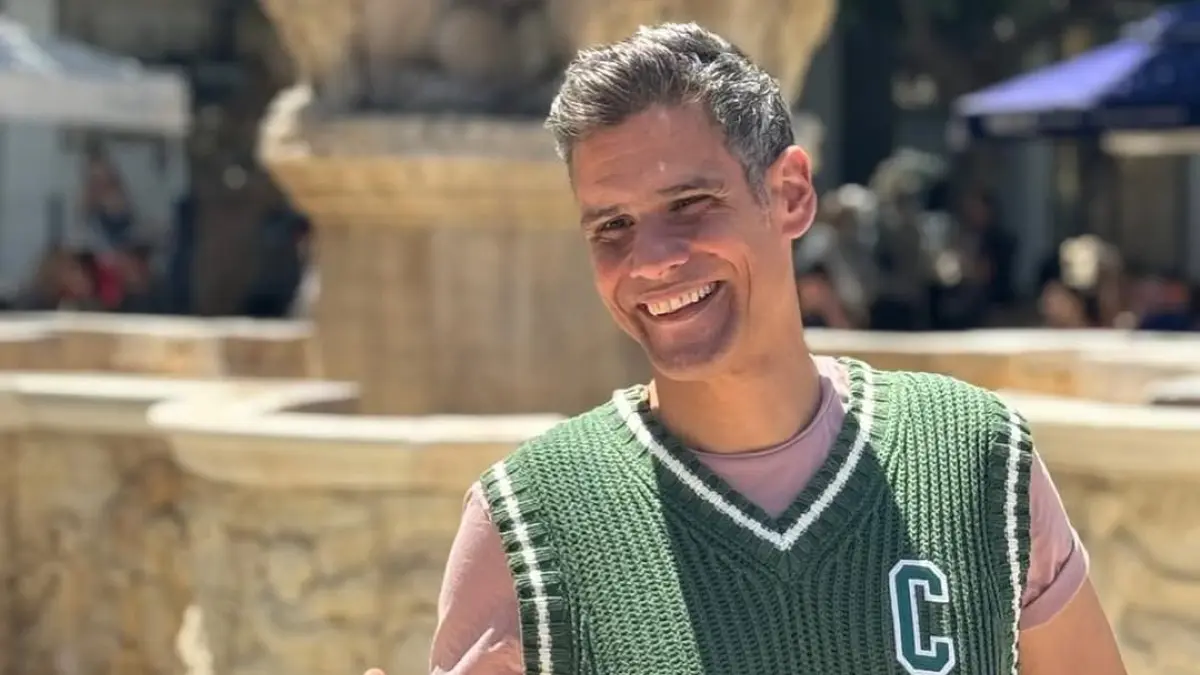 Δημήτρης Ουγγαρέζος: Σε σύγκρουση με τη showbiz 2 Ο Δημήτρης Ουγγαρέζος