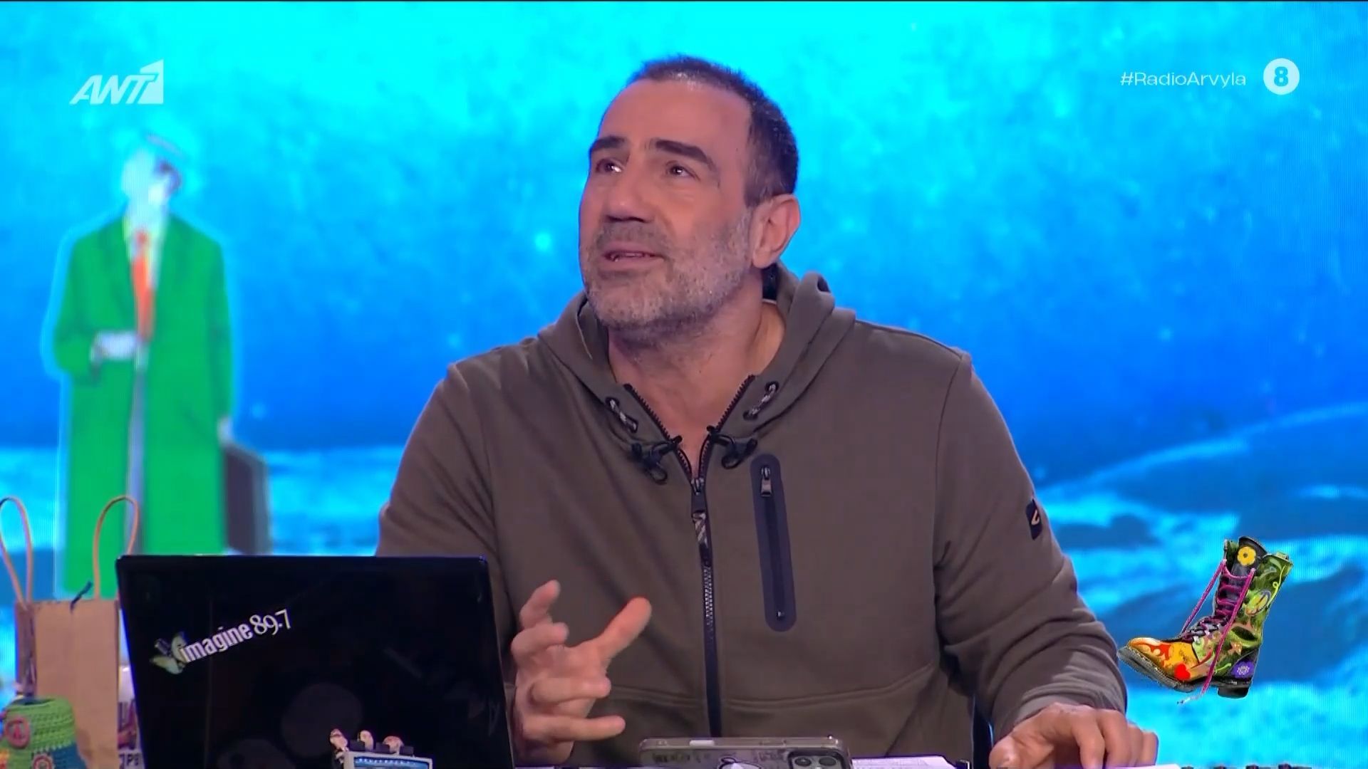 “Έπεσαν” τα φώτα στο “Ράδιο Αρβύλα” – Η αντίδραση του Α. Κανάκη