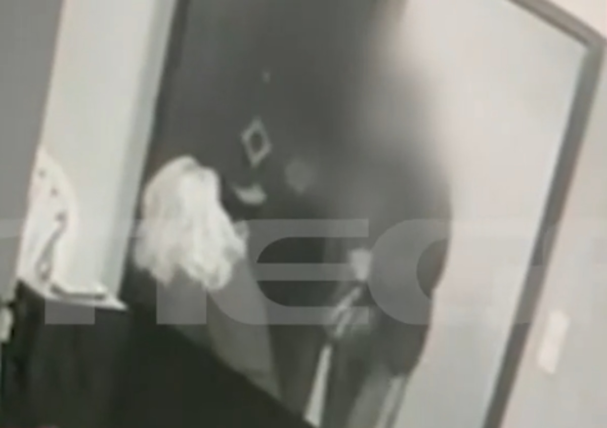 Home 74 Κυψέλη: «Είχε βγάλει αντικλείδι χωρίς να το ξέρω και μπήκε σπίτι» καταγγέλλει η μητέρα της 25χρονης ΑμεΑ για την απόπειρα βιασμού από 64χρονο