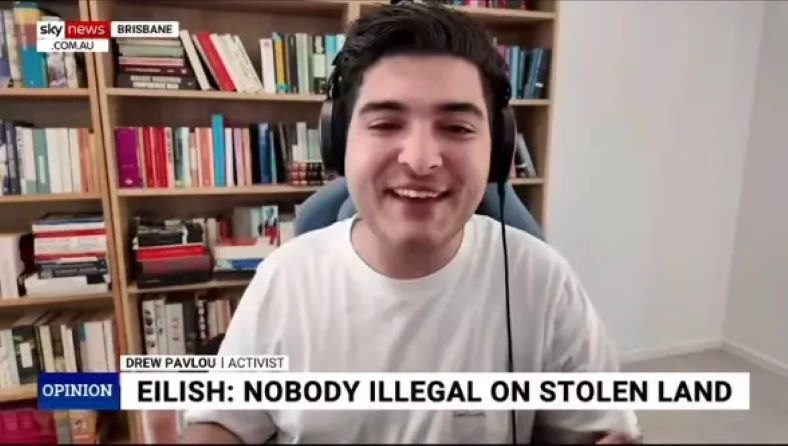 Αυστραλία: Ελληνοκύπριος ξεκινά καμπάνια για να ζήσει στην έπαυλη της Billie Eilish – Αφορμή οι δηλώσεις της στα Grammy για «κλεμμένη γη»