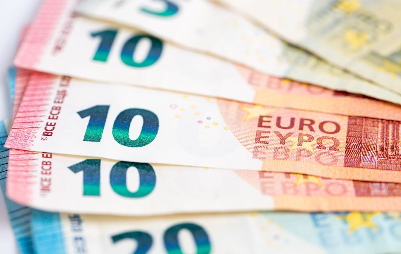 Επίδομα χωρίς ένσημα από τον ΟΠΕΚΑ: Σήμερα οι αποκαλύψεις για τη νέα καταβολή – Ποια τροποποίηση αναμένεται