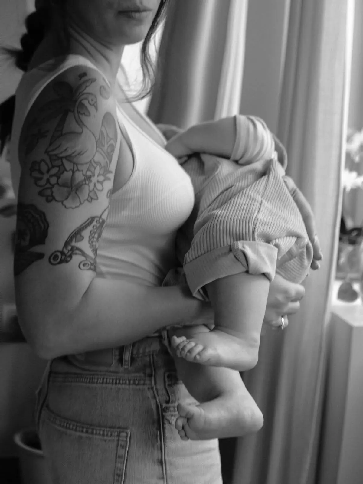 Ευρυδίκη Βαλαβάνη: Οι ασπρόμαυρες λήψεις με τον 6 μηνών γιο της και οι συγκινητικές στιγμές (Φωτογραφίες) 16 Η Ευρυδίκη Βαλαβάνη στο Instagram