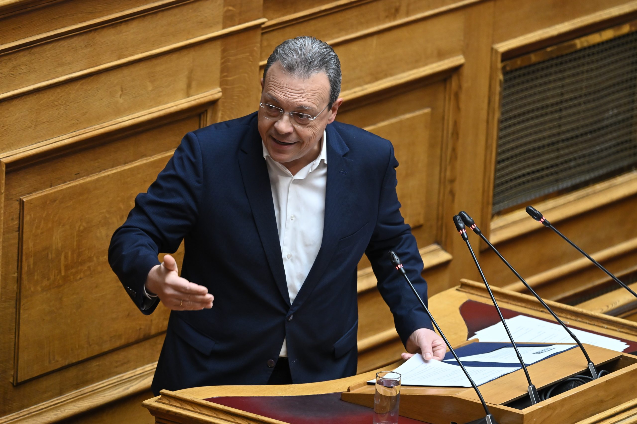 Φάμελλος: Σκάνδαλο κυβέρνησης στη διαχείριση ευρωπαϊκών και εθνικών πόρων – Ο Παναγόπουλος πρέπει να παραιτηθεί