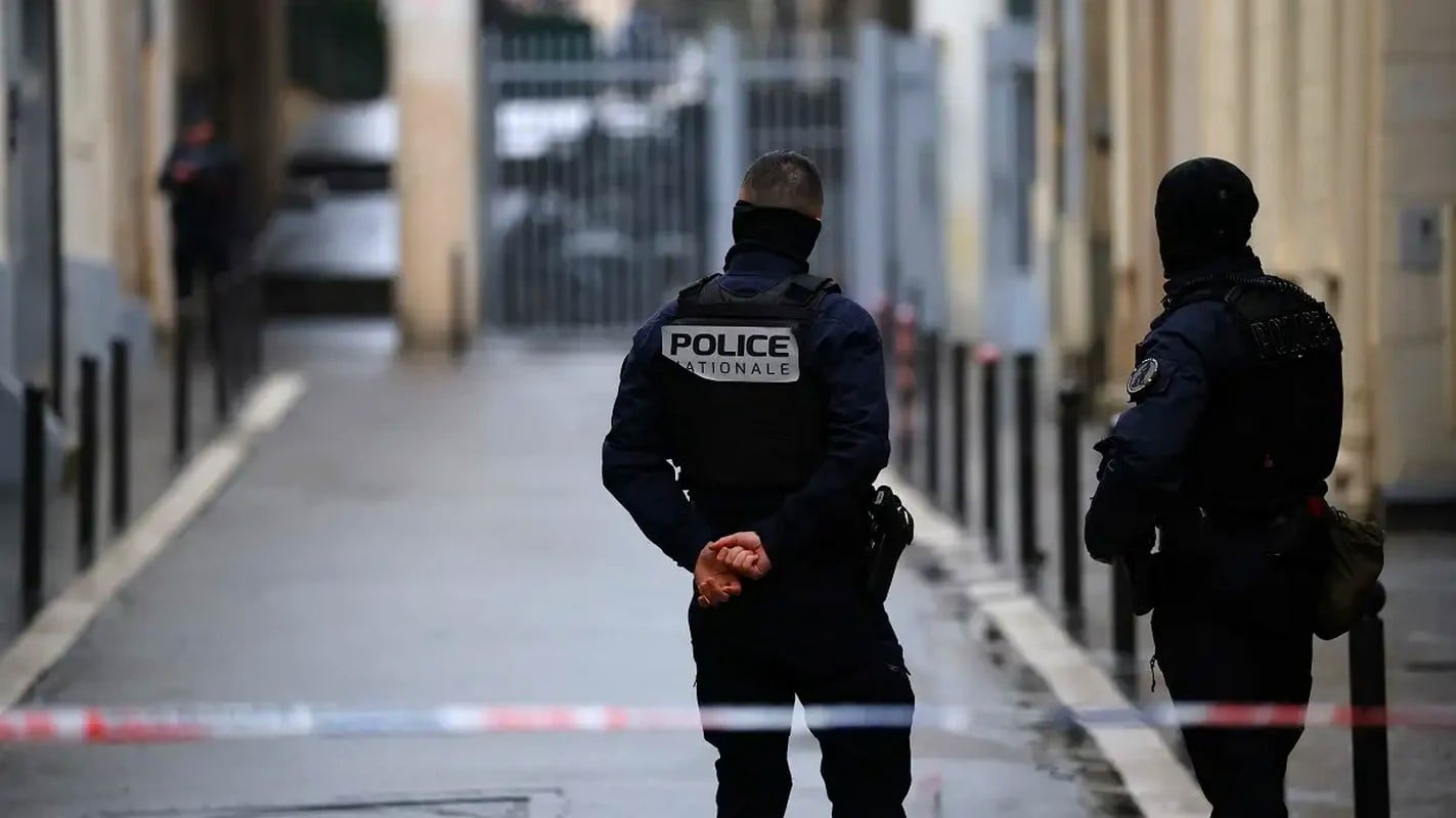 Γαλλία: Δύο 16χρονοι υπό κράτηση για σχεδιασμό τρομοκρατικής επίθεσης