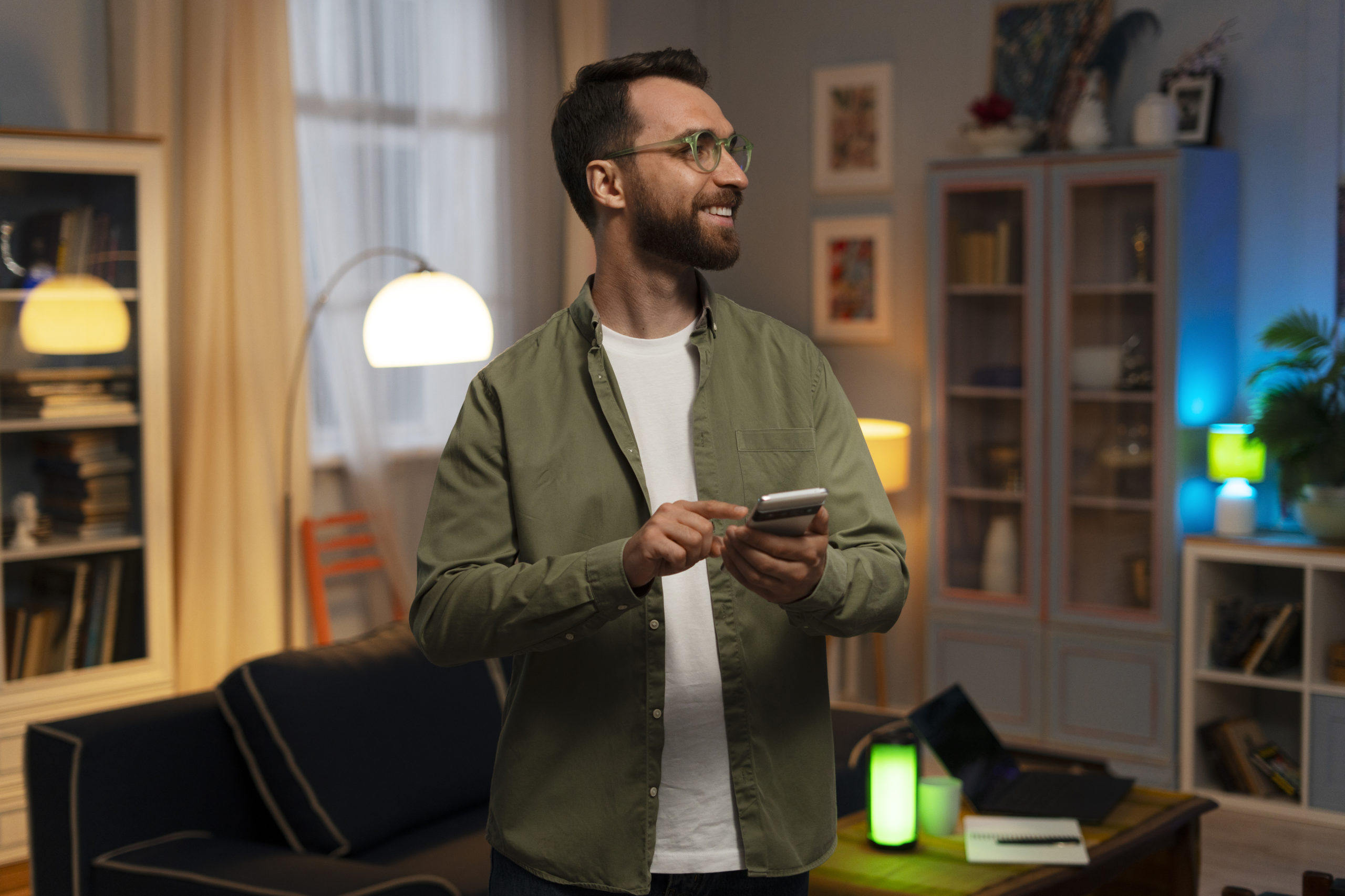 Ύπνος: «Ανακάλυψα πώς να χρησιμοποιώ το κινητό μου τη νύχτα και να κοιμάμαι άριστα», δηλώνει ειδικός τεχνολογίας