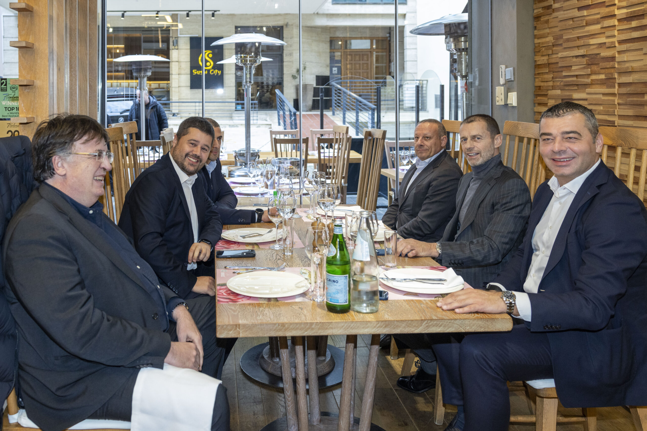 Ο Μάκης Γκαγκάτσης δείπνησε στη Θεσσαλονίκη με τον Αλεξάντερ Τσέφεριν