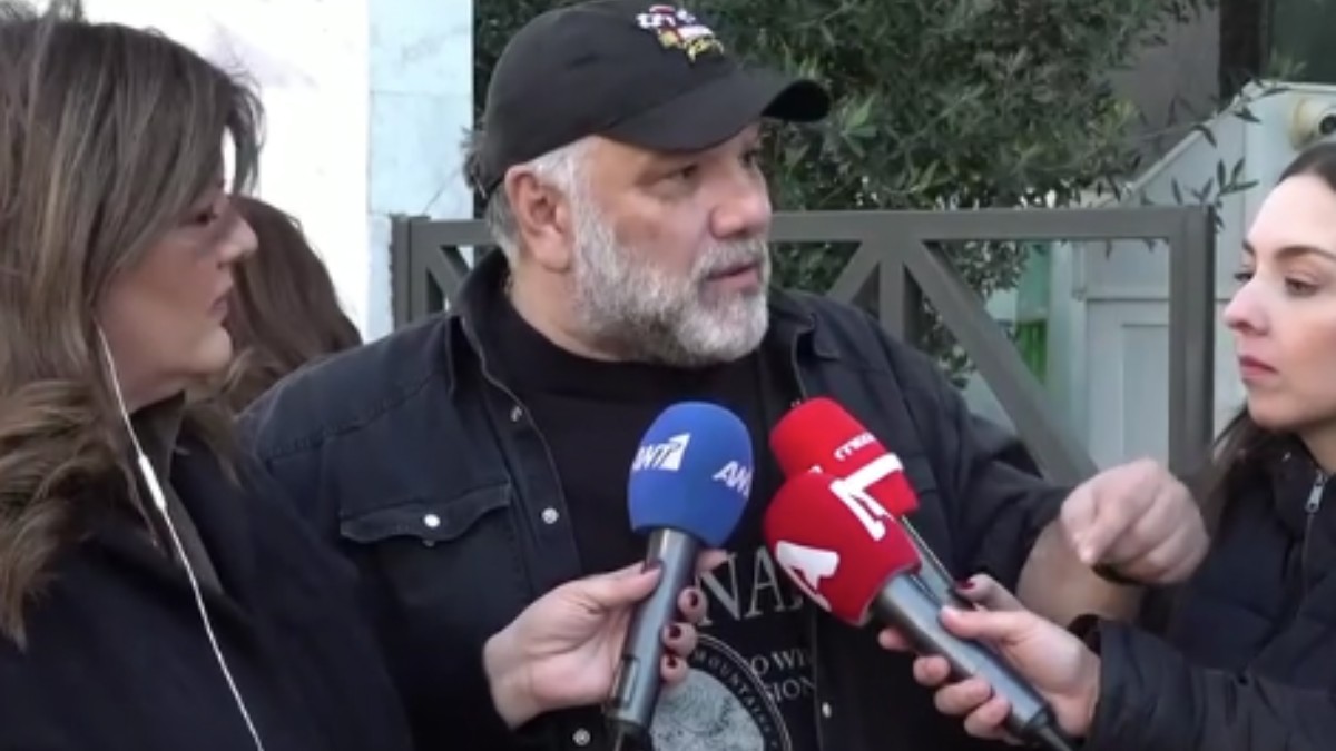 Γρηγόρης Αρναούτογλου: Εξοργίζεται για την απάτη εις βάρος του – «Η ντροπή στο μεγαλείο της! Λίγη αξιοπρέπεια δεν έχετε;»