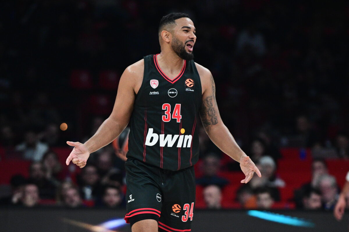 Αναστάτωση στον Ολυμπιακό: Ο Κόρι Τζόσεφ υπέστη τραυματισμό στο δικέφαλο