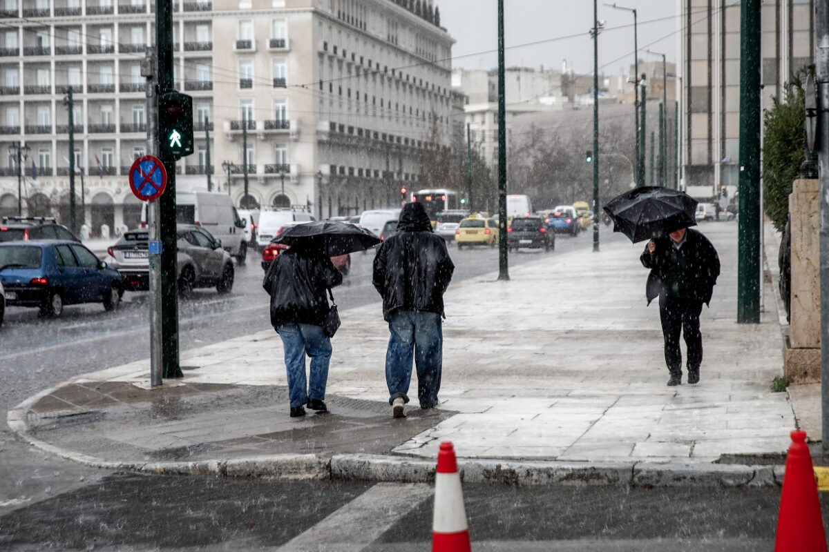 Καιρός αύριο: Καταιγίδες, βροχοπτώσεις και ισχυροί άνεμοι