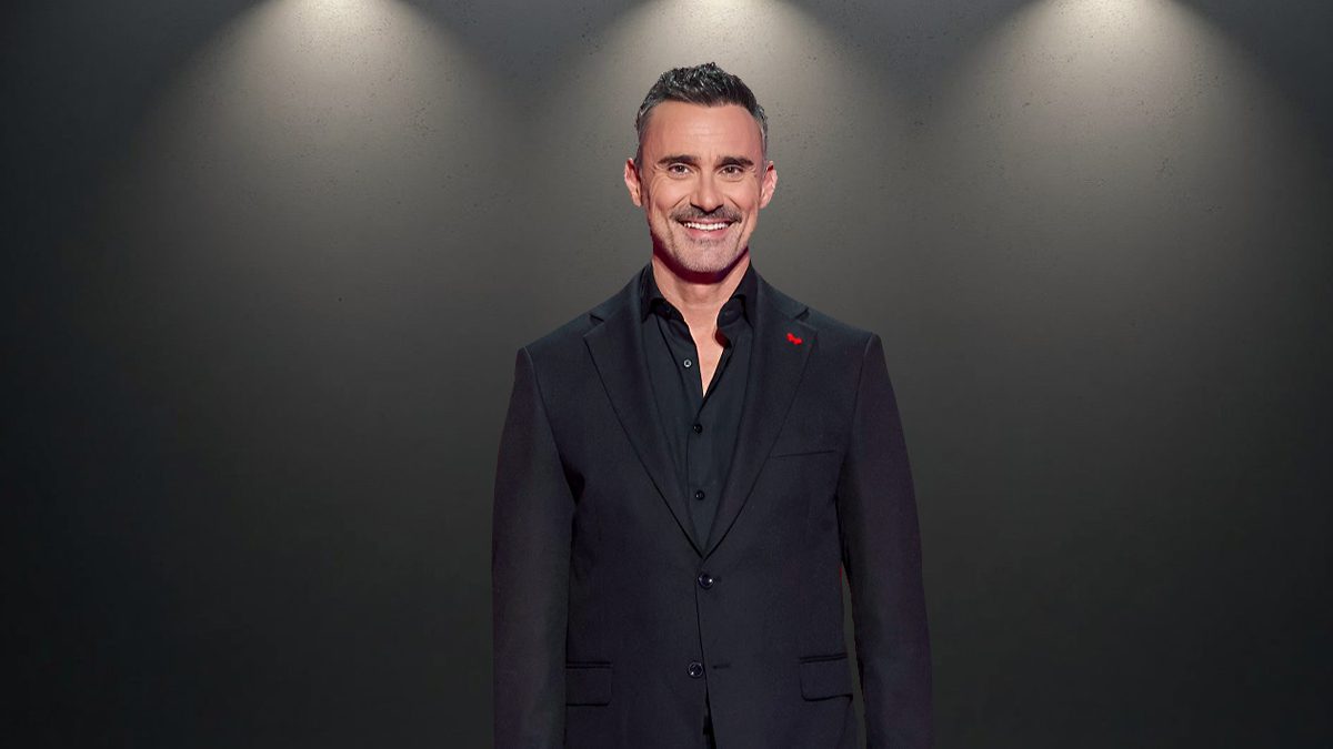 Home 55 Γιώργος Καπουτζίδης: Η Επανασύνδεση του «Παρά Πέντε», η «συγγνώμη» στις Λεσβίες και το γνωστό ΙΚΤΟΛΑ