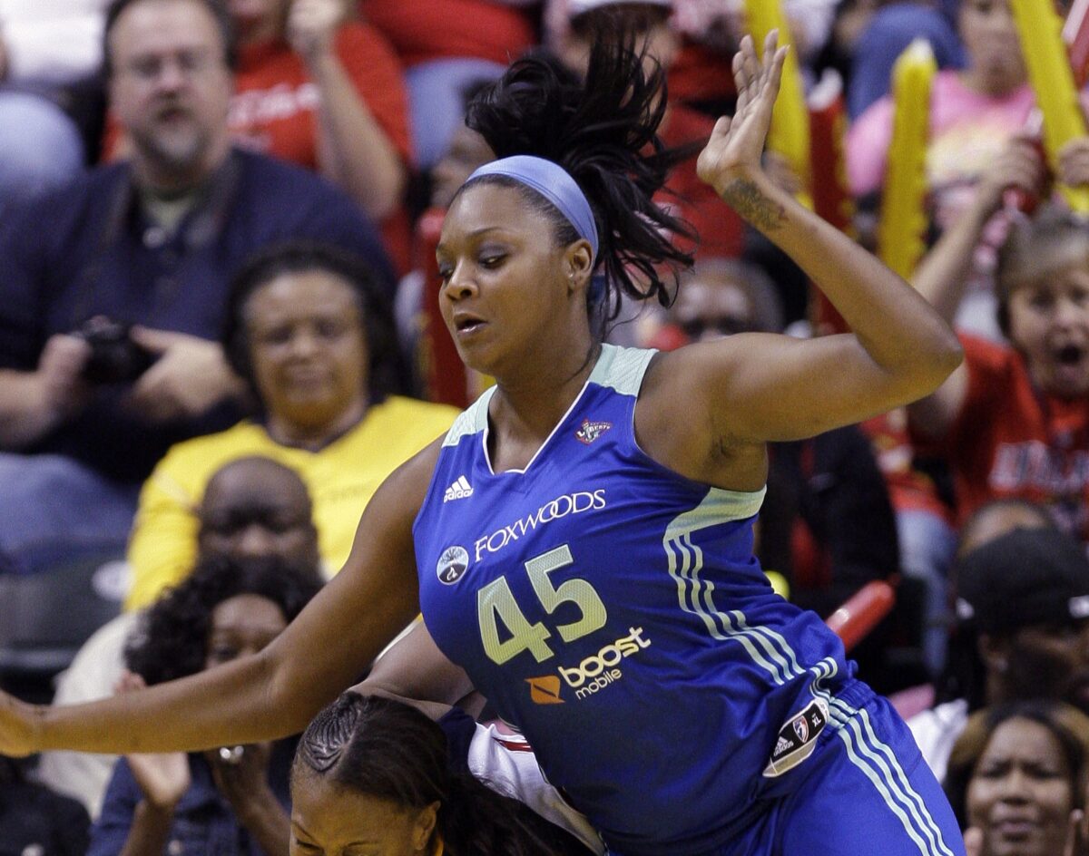 Απεβίωσε η Κάρα Μπράξτον, πρώην αστέρι του WNBA