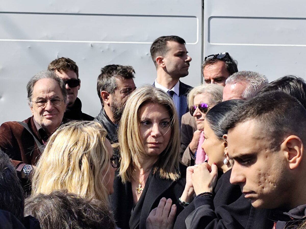 Τέμπη: Η Μαρία Καρυστιανού στη διαδήλωση στο Σύνταγμα