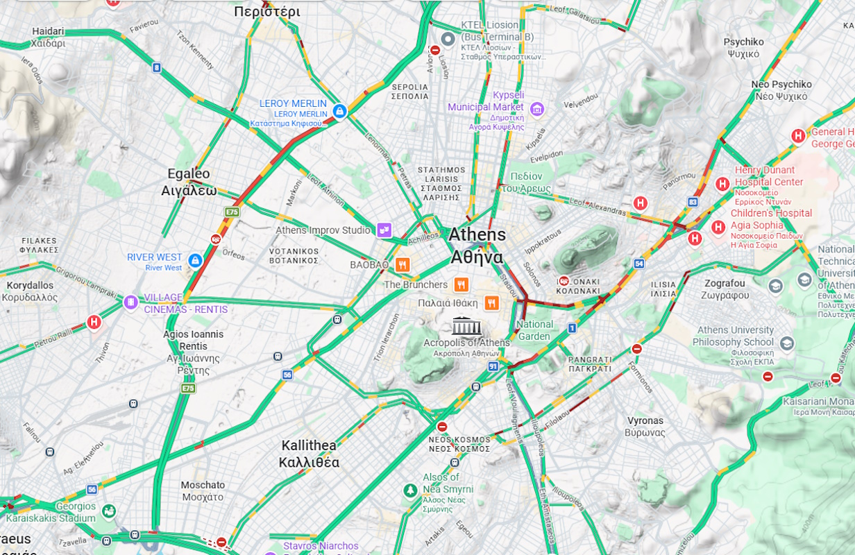 Σύγκρουση 4 οχημάτων στη λεωφόρο Κηφισού 2 Κίνηση