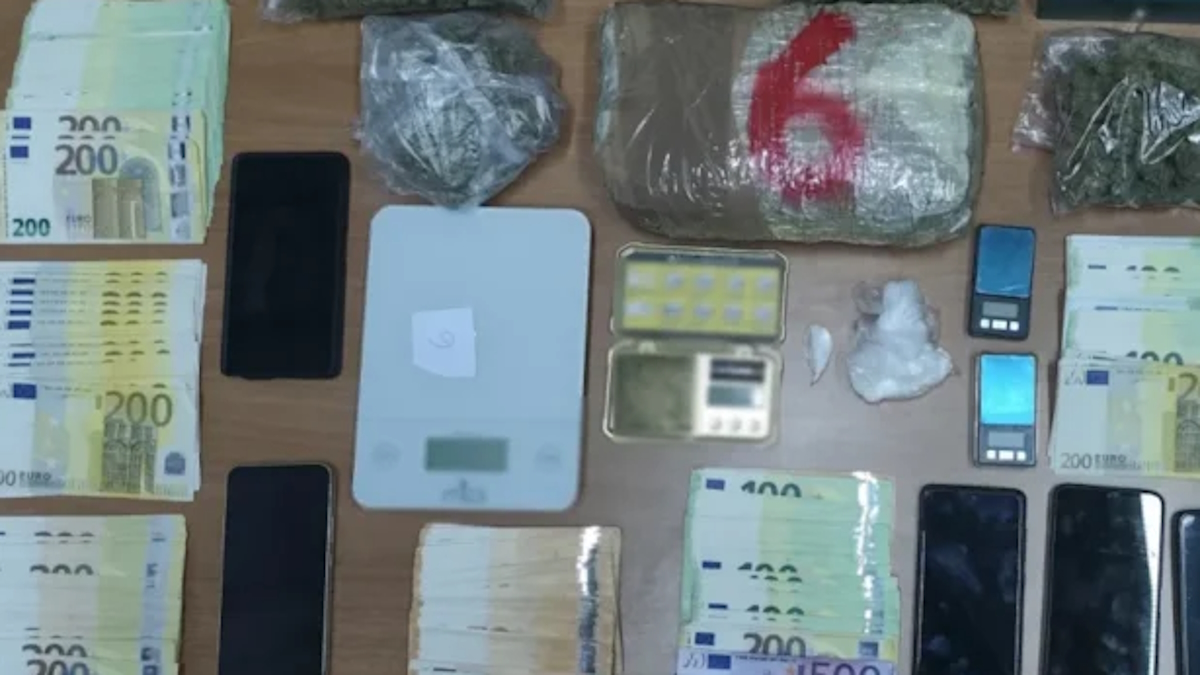 Ρόδος: Υπό περιοριστικούς όρους ελεύθεροι 2 από τους 5 κατηγορούμενους για διακίνηση 7 κιλών κοκαΐνης