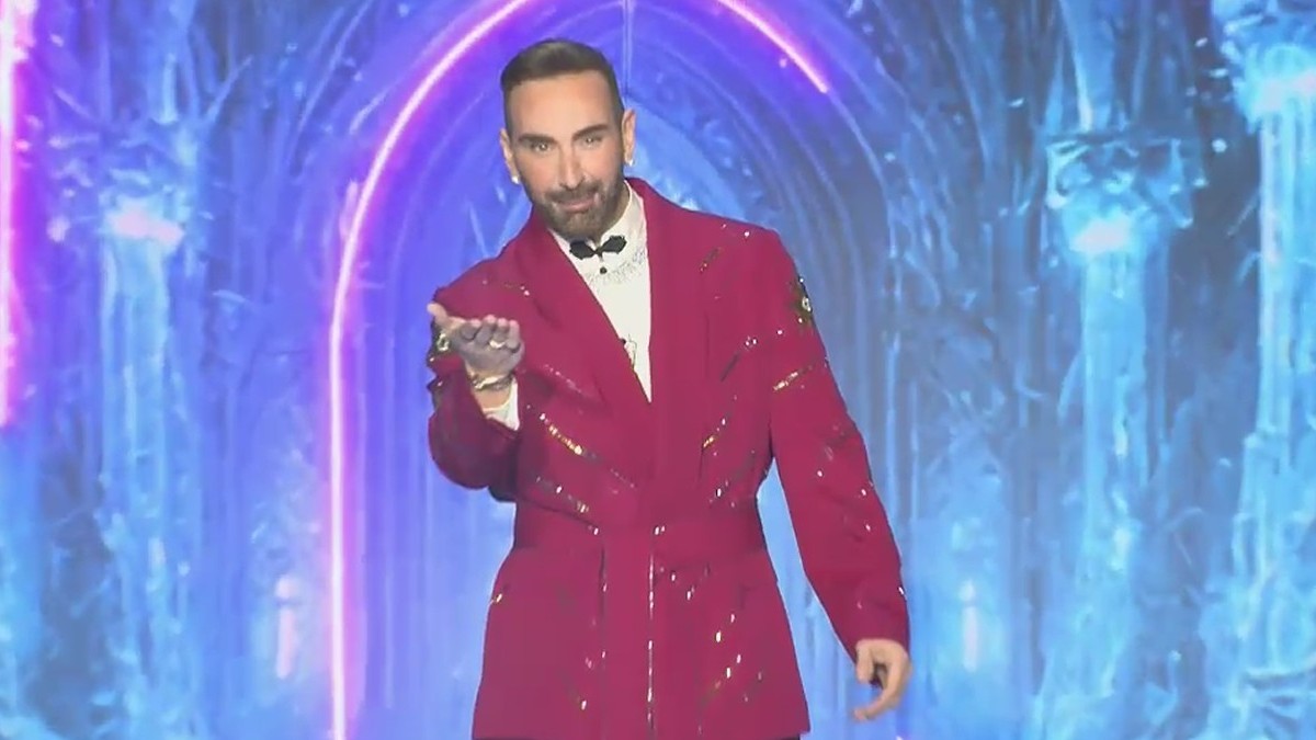 Εντυπωσιακή πρεμιέρα για το J2US: Η λαμπερή έναρξη και οι πρώτες δηλώσεις του Κοκλώνη – «Έσπασε ο πάγος»